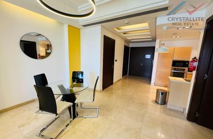 Apartment - 1 Bedroom - 2 Bathrooms for rent in Reef Island - Capital Governorate Apartment - 1 Bedroom - 2 Bathrooms for rent in Reef Island - Capital Governorate