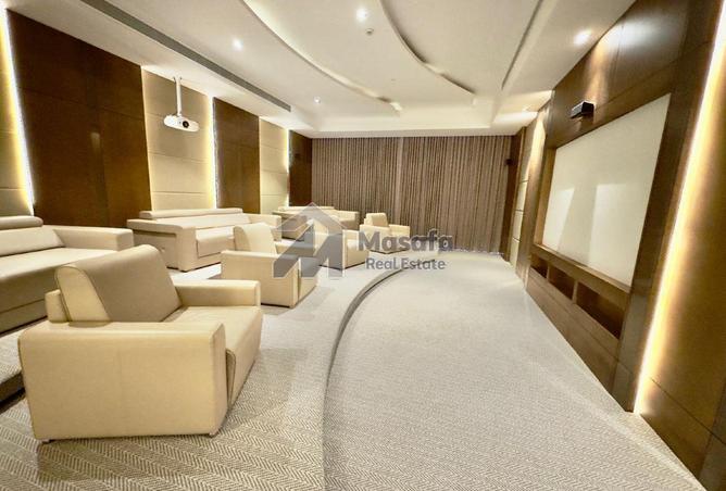 53349614 - صورة العقار 2