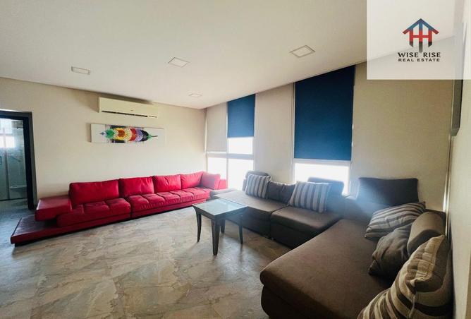 1002740 - Property Image 2