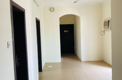 Apartment - 2 Bedrooms - 2 Bathrooms for rent in Gudaibiya - Manama - Capital Governorate