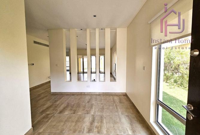 997592 - Property Image 2