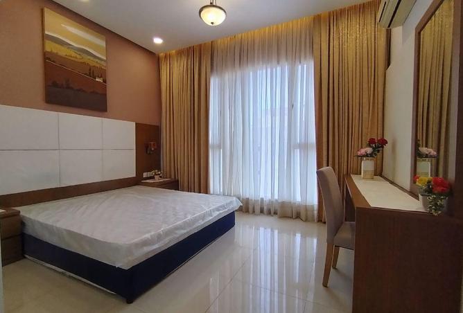 53215006 - Property Image 2