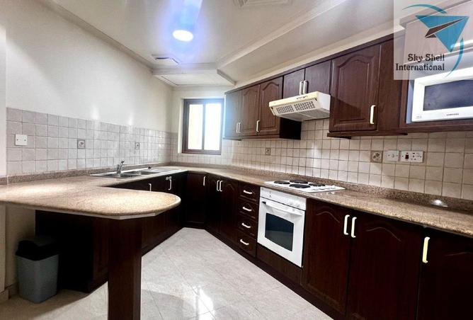 979922 - Property Image 2