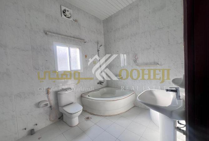 993922 - Property Image 2