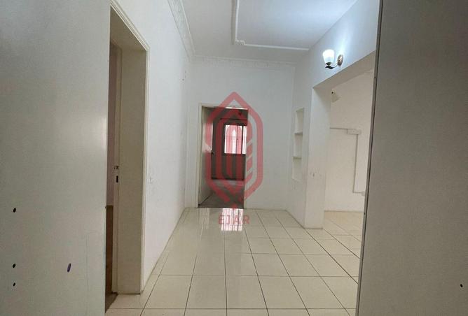 992682 - Property Image 2