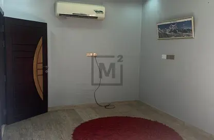 Apartment - 2 Bedrooms - 2 Bathrooms for rent in Isa Town - Central Governorate