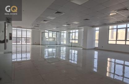 Show Room - Studio - 3 for rent in Um Al Hasam - Manama - Capital Governorate