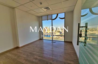 Office Space - Studio - 2 for rent in Seef - Capital Governorate
