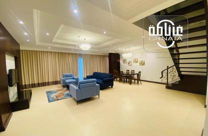 Apartment - 2 Bedrooms - 3 Bathrooms for rent in Segaya - Manama - Capital Governorate Apartment - 2 Bedrooms - 3 Bathrooms for rent in Segaya - Manama - Capital Governorate