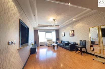 Apartment - 3 - 4 for rent in Seef - Capital Governorate