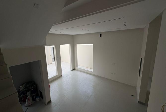 51203687 - Property Image 3