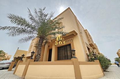 Villa - 5 Bedrooms - 5 Bathrooms for rent in Tubli - Central Governorate