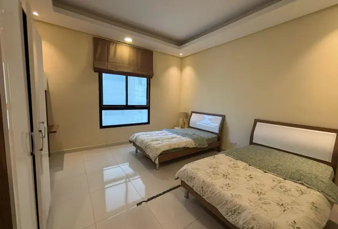 995615 - Property Image 3