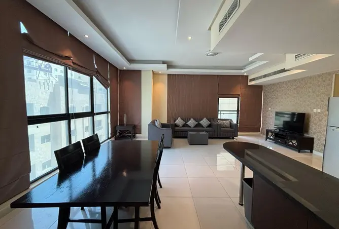 995615 - Property Image 2