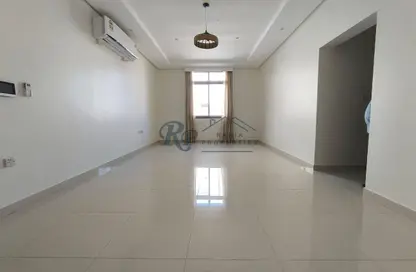 Apartment - 3 Bedrooms - 4 Bathrooms for rent in Hidd - Muharraq Governorate