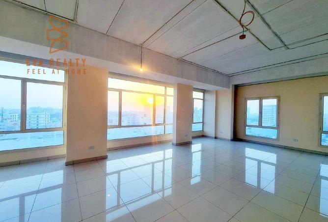 1002760 - Property Image 2