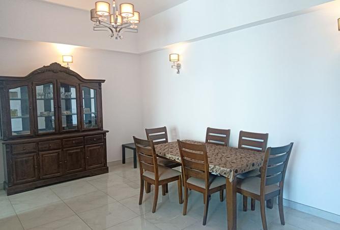 987283 - Property Image 2