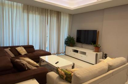 Apartment - 3 Bedrooms - 3 Bathrooms for rent in Reef Island - Capital Governorate Apartment - 3 Bedrooms - 3 Bathrooms for rent in Reef Island - Capital Governorate