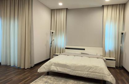 Apartment - 3 Bedrooms - 3 Bathrooms for rent in Reef Island - Capital Governorate