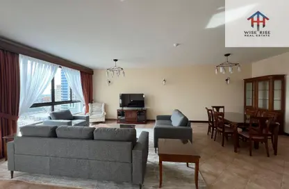 Apartment - 3 Bedrooms - 3 Bathrooms for rent in Sanabis - Manama - Capital Governorate