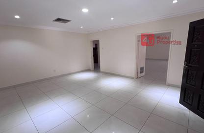 Villa - 4 Bedrooms - 4 Bathrooms for rent in Saar - Northern Governorate