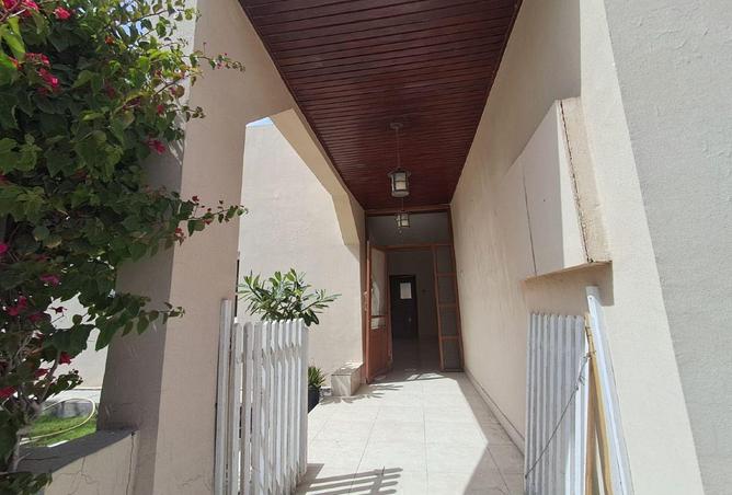 52570325 - صورة العقار 2