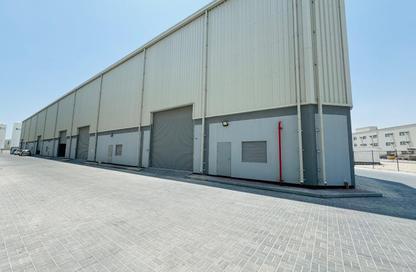 Warehouse - Studio - 1 Bathroom for rent in Ras Zuwayed - Southern Governorate
