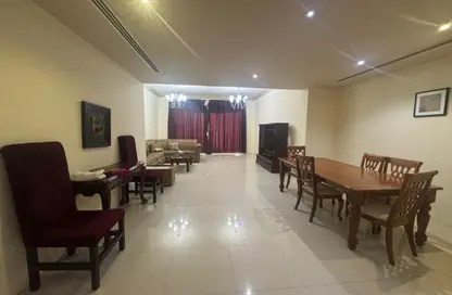 Apartment - 3 Bedrooms - 3 Bathrooms for rent in Al Juffair - Capital Governorate