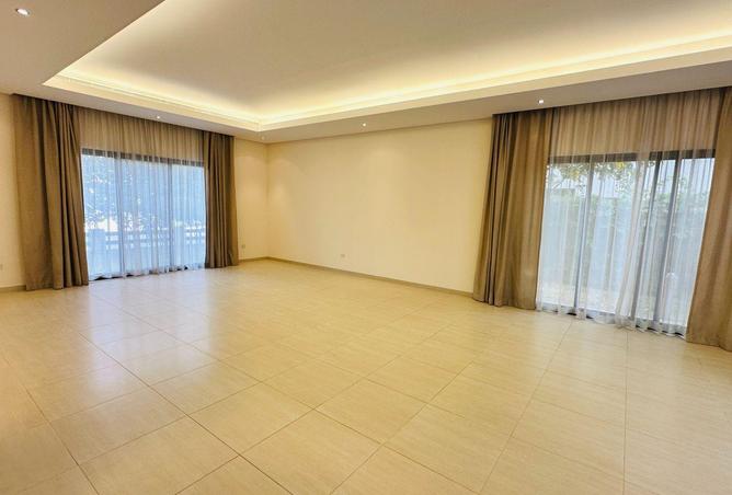 53033813 - Property Image 3