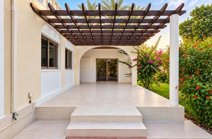Villa - 3 - 4 for rent in Budaiya - Northern Governorate