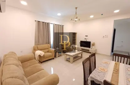 Apartment - 2 Bedrooms - 2 Bathrooms for rent in Al Burhama - Manama - Capital Governorate