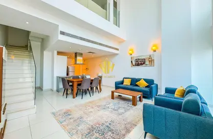 Apartment - 3 Bedrooms - 4 Bathrooms for rent in Al Juffair - Capital Governorate