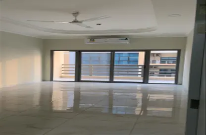 Apartment - 4 Bedrooms - 5 Bathrooms for sale in Hidd - Muharraq Governorate