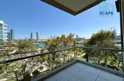 Apartment - 2 Bedrooms - 2 Bathrooms for sale in Reef Island - Capital Governorate