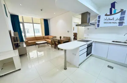 Apartment - 1 Bedroom - 2 Bathrooms for rent in Al Juffair - Capital Governorate
