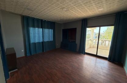 Villa - Studio - 5 for rent in Saar - Northern Governorate