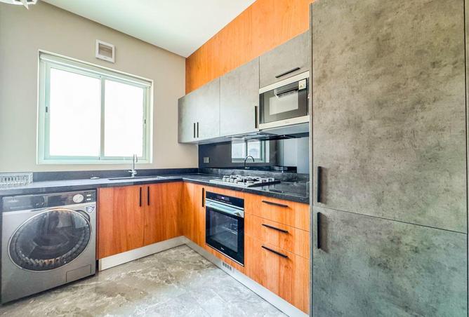 990668 - Property Image 3