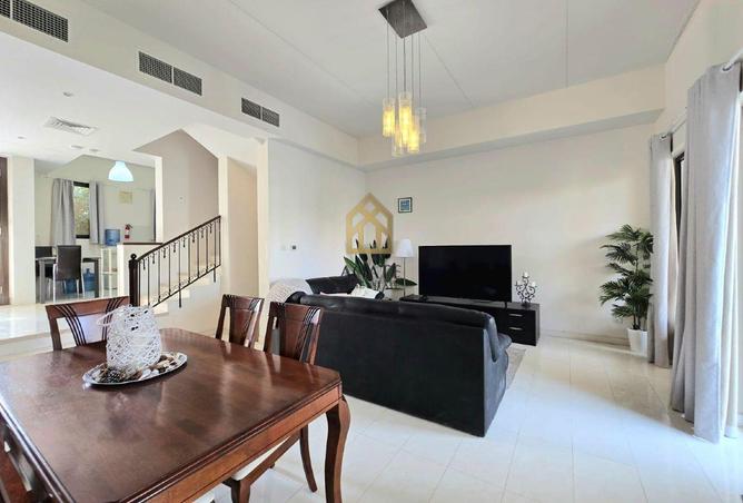 996198 - Property Image 3