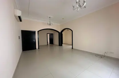 Apartment - 2 Bedrooms - 2 Bathrooms for rent in Janabiya - Northern Governorate