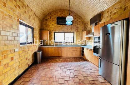 Villa - 4 Bedrooms - 4 Bathrooms for rent in Tubli - Central Governorate