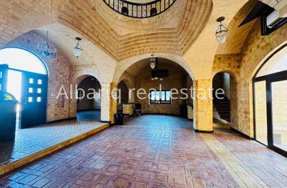 Villa - 4 Bedrooms - 4 Bathrooms for rent in Tubli - Central Governorate