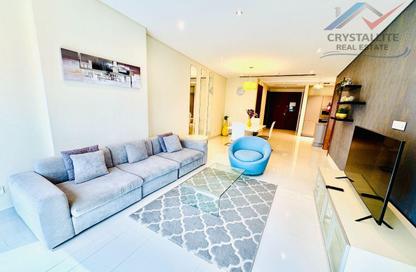 Apartment - 1 Bedroom - 2 Bathrooms for rent in Reef Island - Capital Governorate Apartment - 1 Bedroom - 2 Bathrooms for rent in Reef Island - Capital Governorate