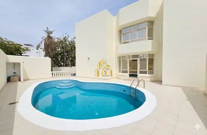 Villa - 5 Bedrooms - 7 Bathrooms for rent in Tubli - Central Governorate