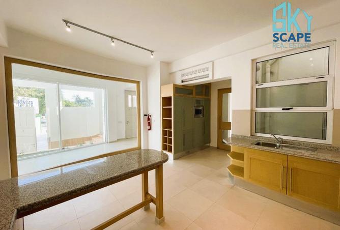 56181410 - Property Image 3
