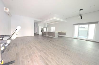 Apartment - 3 Bedrooms - 3 Bathrooms for rent in Tubli - Central Governorate