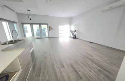 Apartment - 3 Bedrooms - 3 Bathrooms for rent in Tubli - Central Governorate