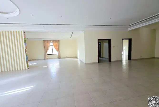 56270516 - Property Image 3