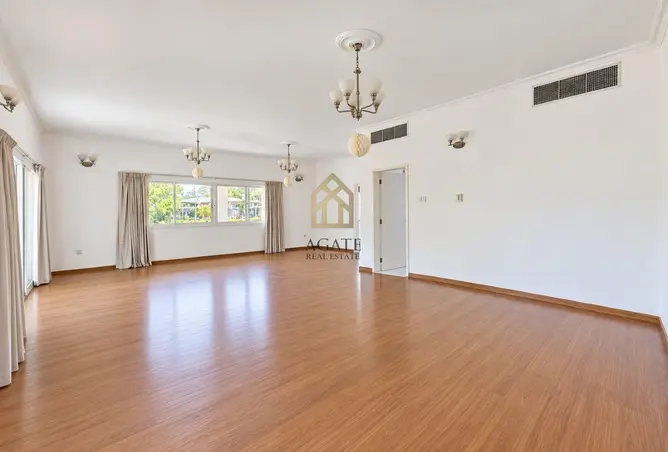 58413432 - Property Image 2