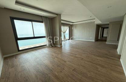 Apartment - 3 Bedrooms - 4 Bathrooms for rent in Hidd - Muharraq Governorate