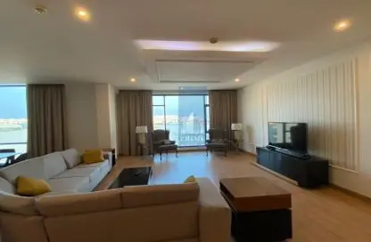 Apartment - 2 Bedrooms - 3 Bathrooms for rent in Amwaj Avenue - Amwaj Islands - Muharraq Governorate